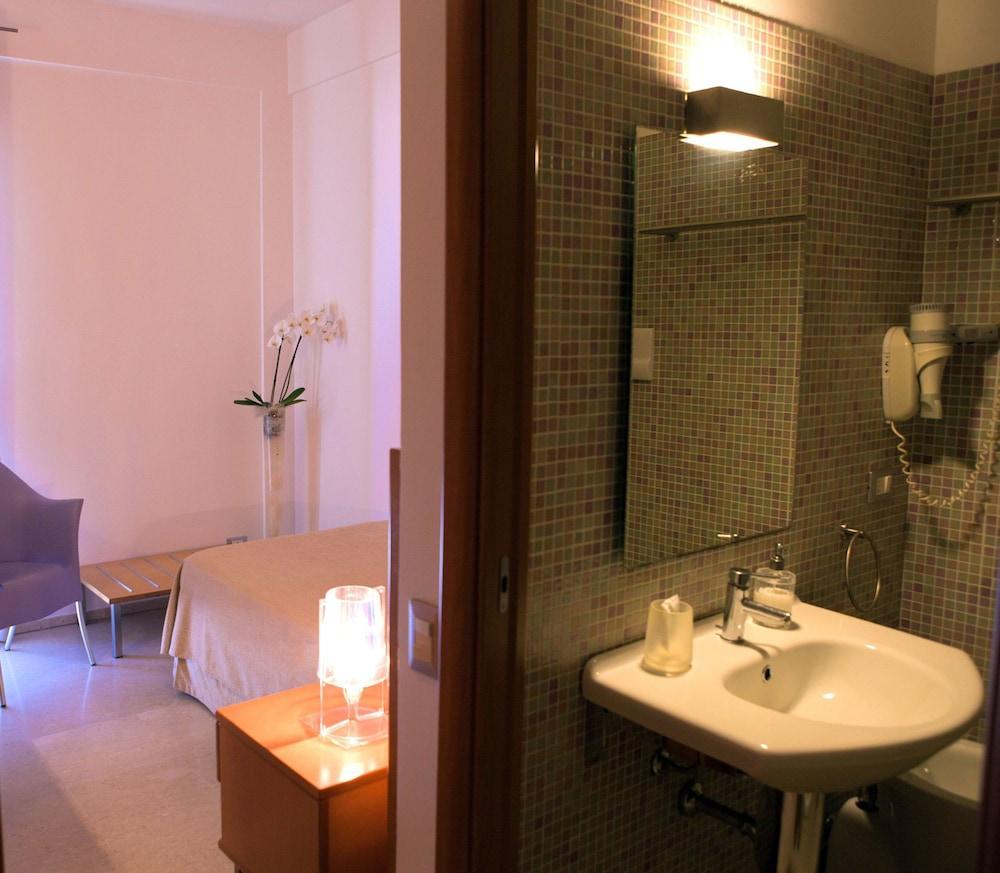 Le Saline Hotel Paceco Eksteriør bilde
